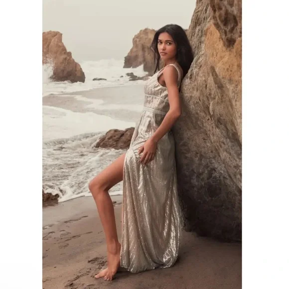 Mac Duggal Silver Metallic Plunge Neck Sequined Gown